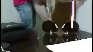 Cheating white slut boss quick fuck with a Desi servant guy before her hubby return