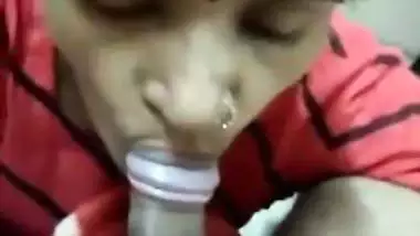 Mallu sex movie scene of a juvenile bhabhi giving an outstanding oral pleasure