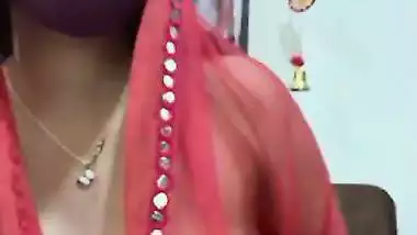 Mallu cam girl showing big boobs and nude body