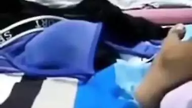 XXX Desi girl's twat isn't shaved in homemade MMS video show on camera