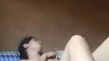 Slim Desi wench enjoys hardcore XXX session with dude in MMS video